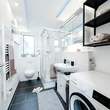 Appartement Bellabene Modernes In Zentraler Lage Mit Terrasse, Parkplatz, Smarttv