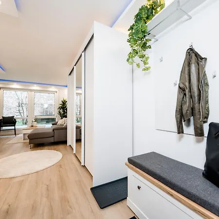 Apartment Bellabene Modernes In Zentraler Lage Mit Terrasse, Parkplatz, Smarttv Pforzheim